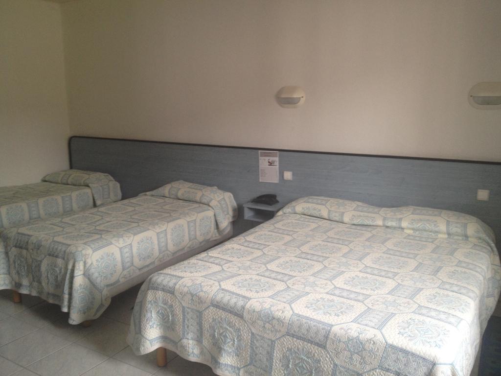 Hotel Le Strasbourg 뮐루즈 객실 사진